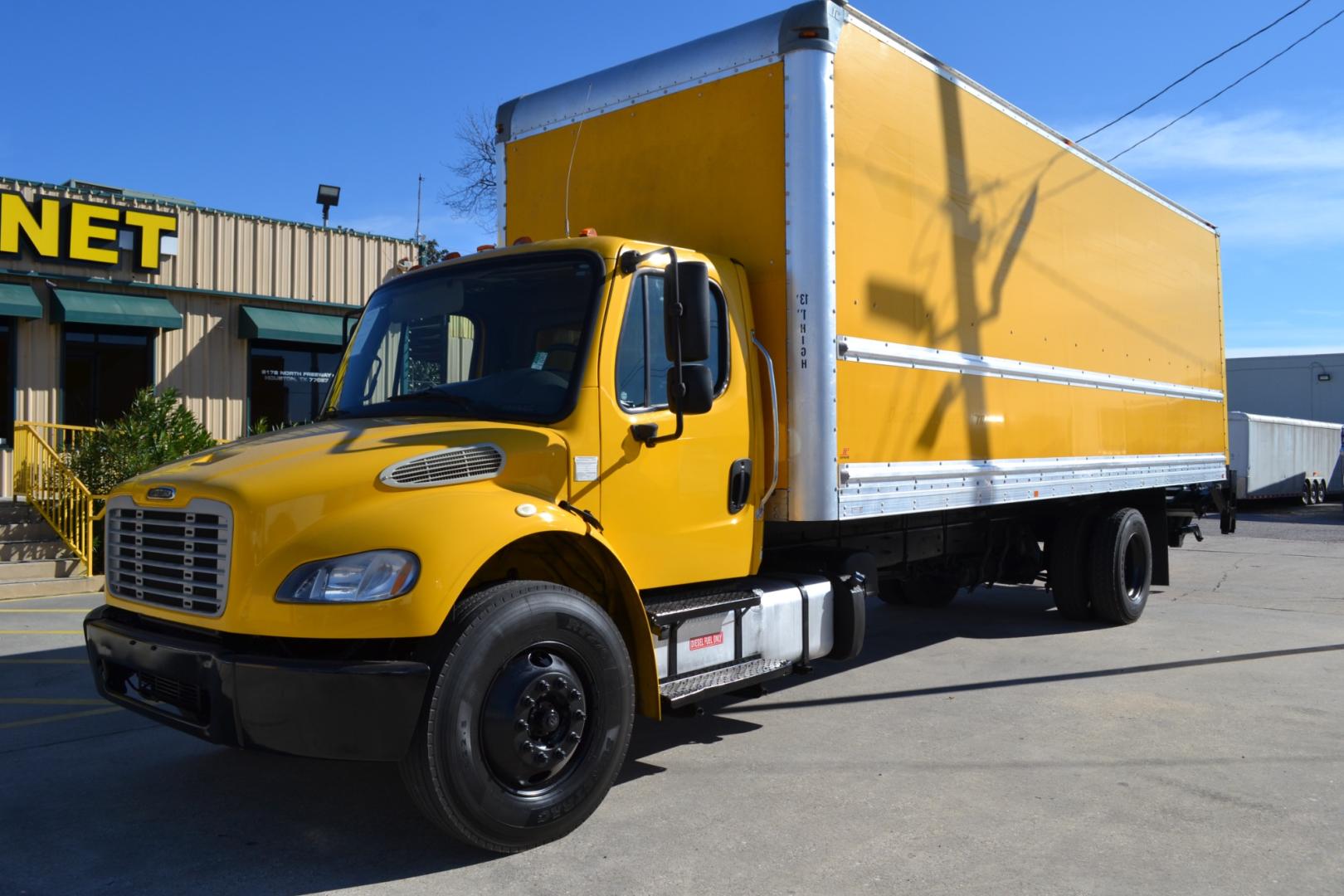 2014 YELLOW /BLACK FREIGHTLINER M2-106 with an CUMMINS ISB 6.7L 220HP engine, ALLISON 2200RDS AUTOMATIC transmission, located at 9172 North Fwy, Houston, TX, 77037, (713) 910-6868, 29.887470, -95.411903 - Photo#0